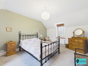 Bedroom- click for photo gallery